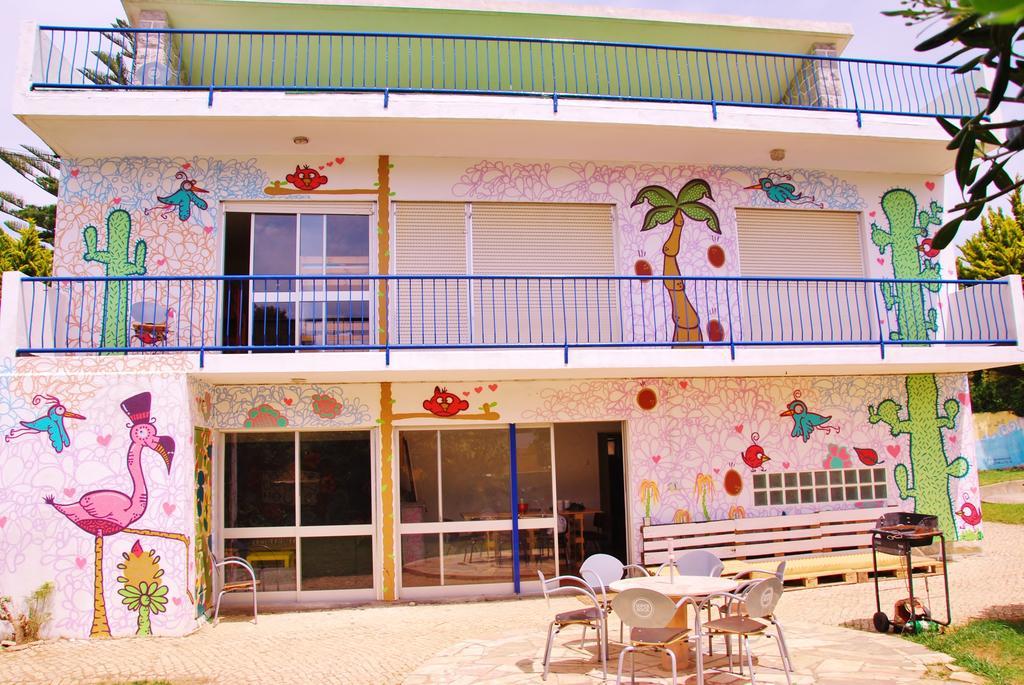 Terrace Beach House Panzió Carcavelos  Kültér fotó
