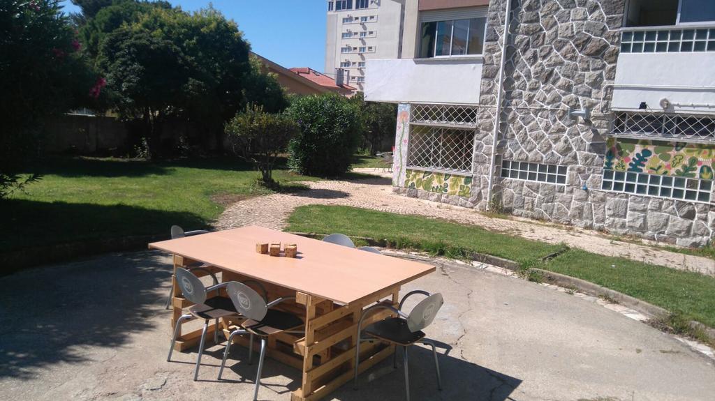 Terrace Beach House Panzió Carcavelos  Kültér fotó